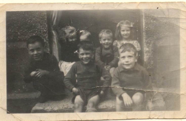 Children in George Street 1948